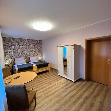 Apartamento O&w Ferienzimmer Am Nürburgring,